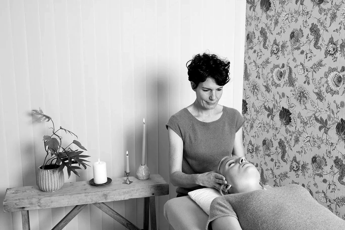 Healing session room